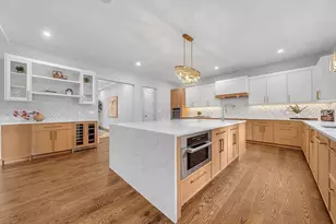 42 Bow Rd, Newton, MA 02459 - Photo 8