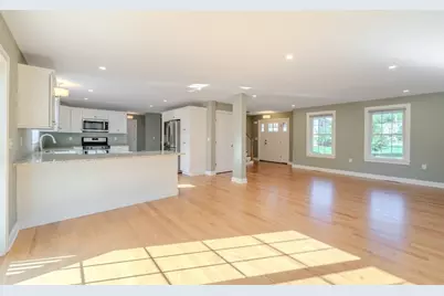 8 Preservation Way, Attleboro, MA 02703 - Photo 2