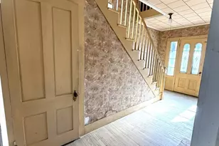 13 Oxford Ave, Dudley, MA 01571 - Photo 24