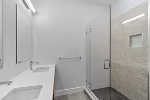 124 Highland Ave, Somerville, MA 02143 - Photo 18