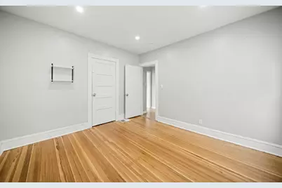 57 Narragansett St, Springfield, MA 01107 - Photo 16