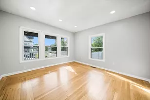 57 Narragansett St, Springfield, MA 01107 - Photo 12