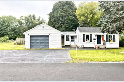 106 Leroy Avenue, Lawrence, MA 01841 - Photo 2