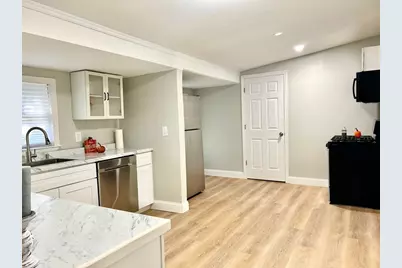 106 Leroy Avenue, Lawrence, MA 01841 - Photo 8