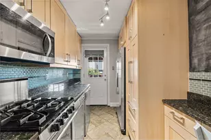 260-262 Sidney St, Cambridge, MA 02139 - Photo 6