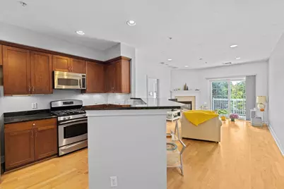 2204 Davenport Ave #2204, Canton, MA 02021 - Photo 4