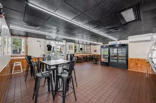 194 River St, Haverhill, MA 01832 - Photo 4