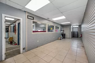 194 River St, Haverhill, MA 01832 - Photo 16