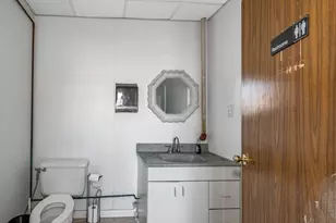 194 River St, Haverhill, MA 01832 - Photo 14