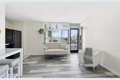 125 Trapelo Road #21, Belmont, MA 02478 - Photo 6