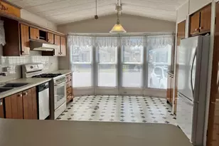 4 Joseph St, Wareham, MA 02538 - Photo 6