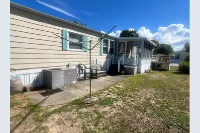 4 Joseph St, Wareham, MA 02538 - Photo 4