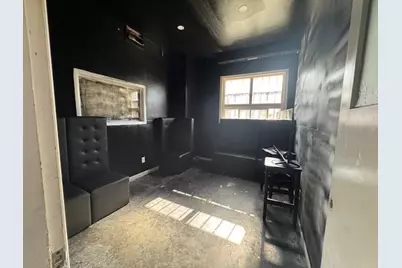 64 Dewey St, Worcester, MA 01610 - Photo 10