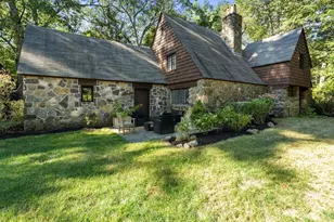 1 Aberdeen Rd, Weston, MA 02493 - Photo 2