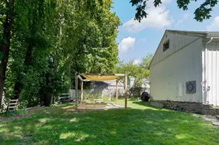 35 Bacon St, Warren, MA 01083 - Photo 30