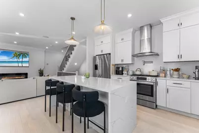 11 Lowell St #B, Arlington, MA 02476 - Photo 2