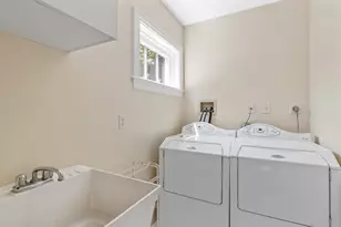 4390 Main, Barnstable, MA 02637 - Photo 32
