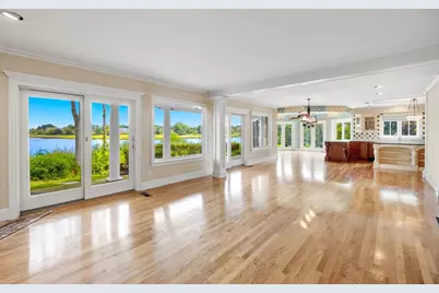 4390 Main, Barnstable, MA 02637 - Photo 14