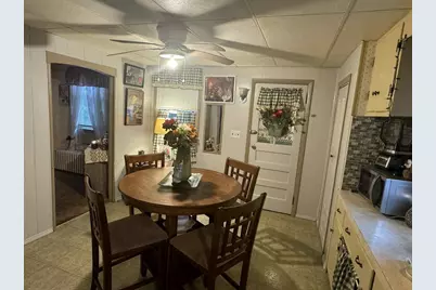 539 Aetna St, Fall River, MA 02721 - Photo 12