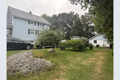 539 Aetna St, Fall River, MA 02721 - Photo 2