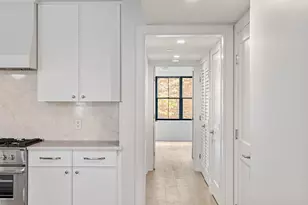 421 Saratoga, Boston, MA 02128 - Photo 8