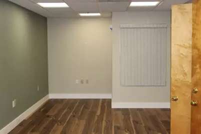 871 Turnpike Street #105, North Andover, MA 01845 - Photo 4