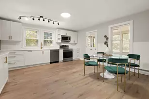 34 West St, Westford, MA 01886 - Photo 4