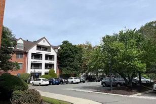 324 Washington St, Wellesley, MA 02481 - Photo 10