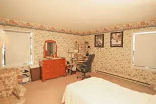 48 Evergreen Rd, Northampton, MA 01053 - Photo 6