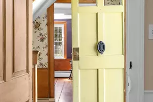 16 Elm St, Ipswich, MA 01938 - Photo 2