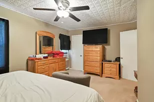 52 Emmett St, Chicopee, MA 01020 - Photo 20