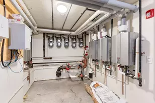 10 Linwood St, Boston, MA 02119 - Photo 30