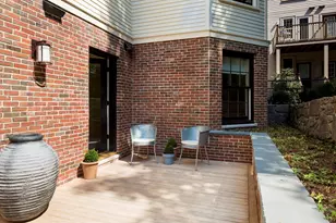 10 Linwood St, Boston, MA 02119 - Photo 26