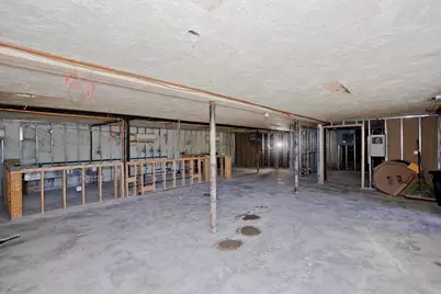 52 Gladdu Ave, Chicopee, MA 01020 - Photo 26