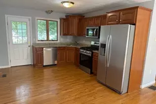 955 Pleasant St, Weymouth, MA 02189 - Photo 2