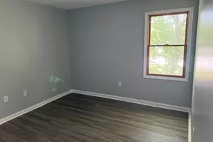 955 Pleasant St, Weymouth, MA 02189 - Photo 8