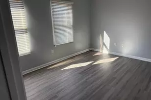 955 Pleasant St, Weymouth, MA 02189 - Photo 20