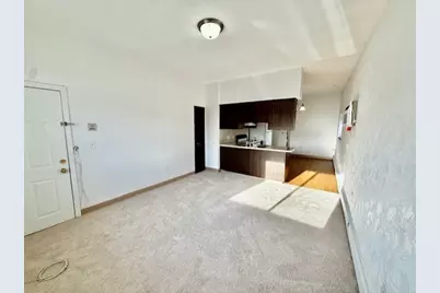 65 Woodlawn Ave #4, Chelsea, MA 02150 - Photo 2