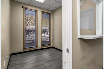 468 Essex St, Lawrence, MA 01840 - Photo 10