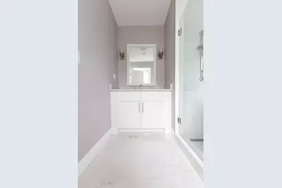 7 Lorenzo Street, Boston, MA 02122 - Photo 20