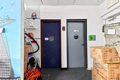 85 River St #2A, Waltham, MA 02453 - Photo 8