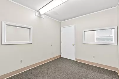 85 River St #10A, Waltham, MA 02453 - Photo 8