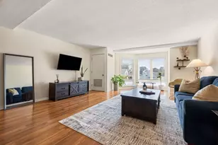 314 Riverside Ave, Medford, MA 02155 - Photo 6