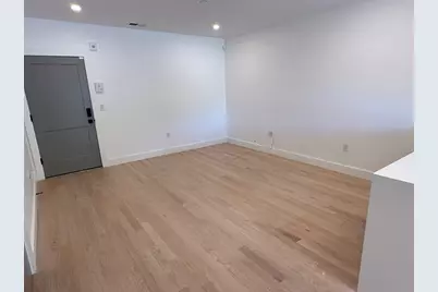 52 Withington St #7, Boston, MA 02124 - Photo 8