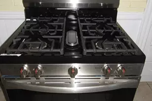 4 Plum St, Worcester, MA 01604 - Photo 4