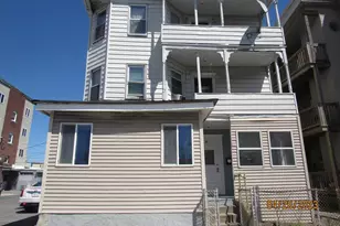 4 Plum St, Worcester, MA 01604 - Photo 1