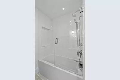 132 Elm Street #132, Marblehead, MA 01945 - Photo 32