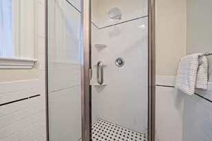 93 Centre St, Brookline, MA 02446 - Photo 18