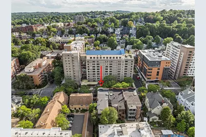 93 Centre Street #2, Brookline, MA 02446 - Photo 32