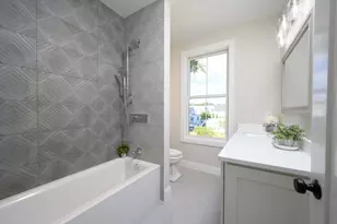 43 Chickatawbut St, Boston, MA 02122 - Photo 32